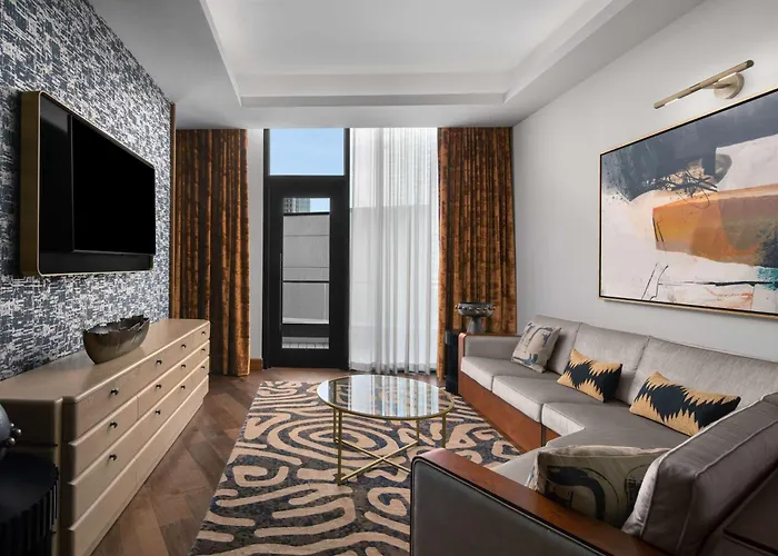 Hotel Fraye Nashville, Curio Collection By Hilton